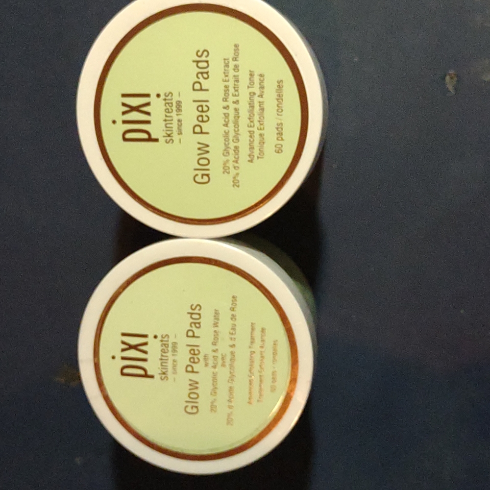 (2) PIXI GLOW PEEL PADS (60 PADS EACH)